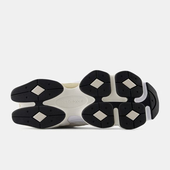 New Balance 9060 - Picture 6 of 13